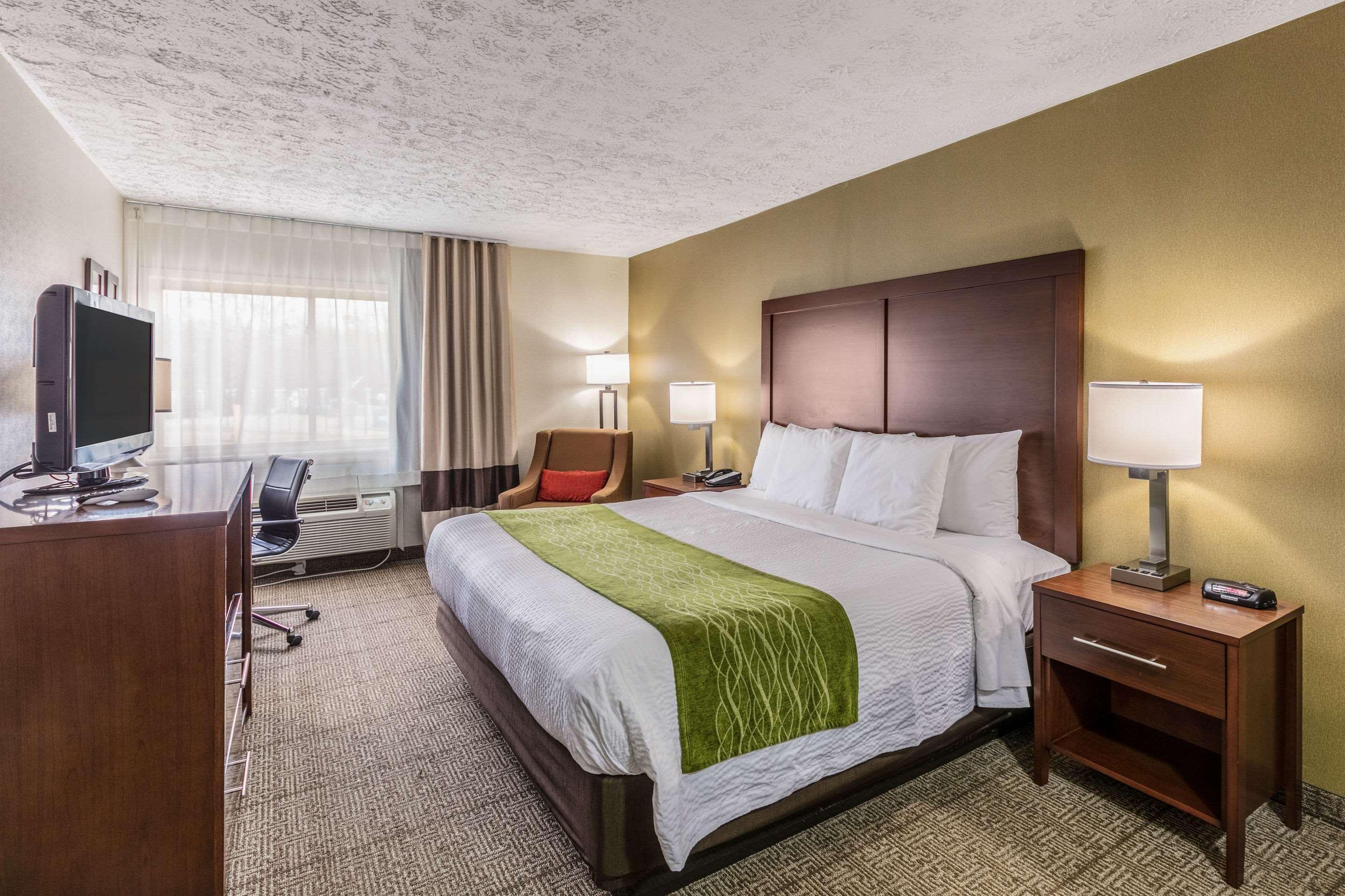 Comfort Inn Medford-Long Island Ngoại thất bức ảnh