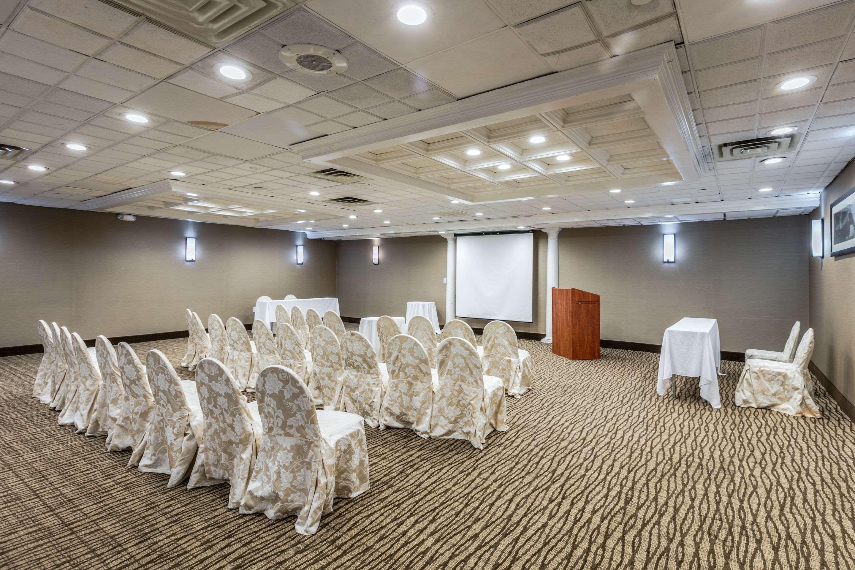 Comfort Inn Medford-Long Island Ngoại thất bức ảnh