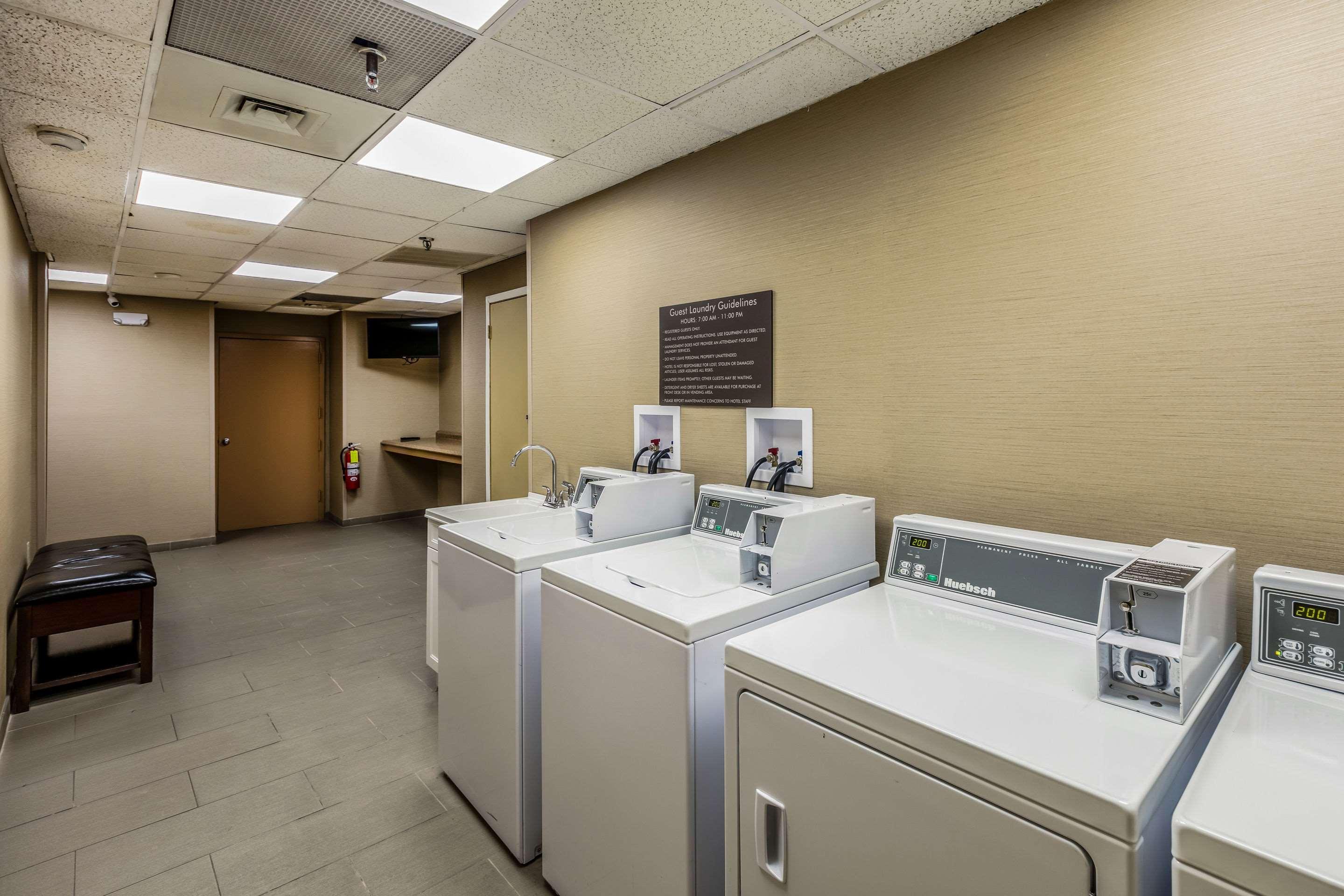 Comfort Inn Medford-Long Island Ngoại thất bức ảnh