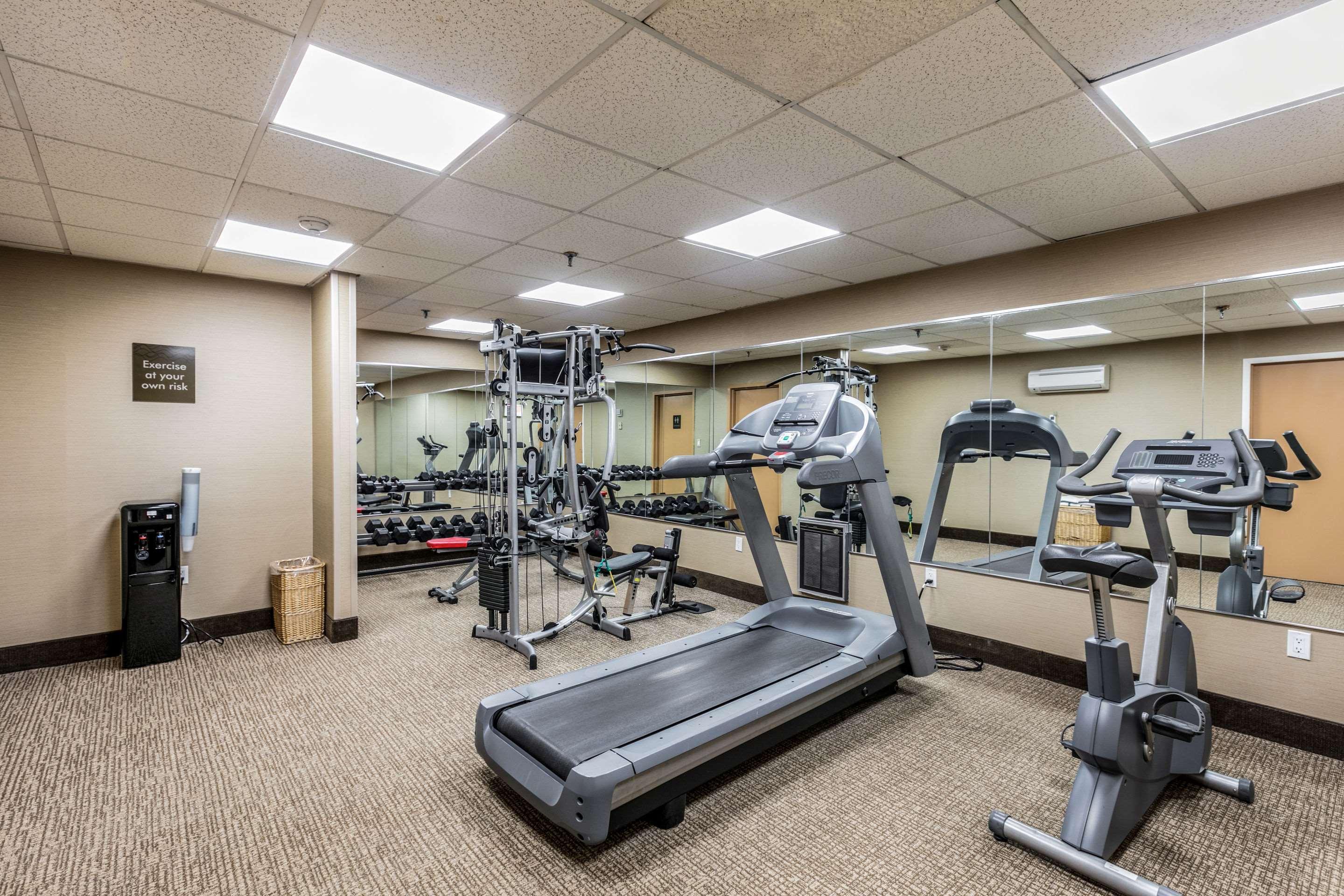 Comfort Inn Medford-Long Island Ngoại thất bức ảnh