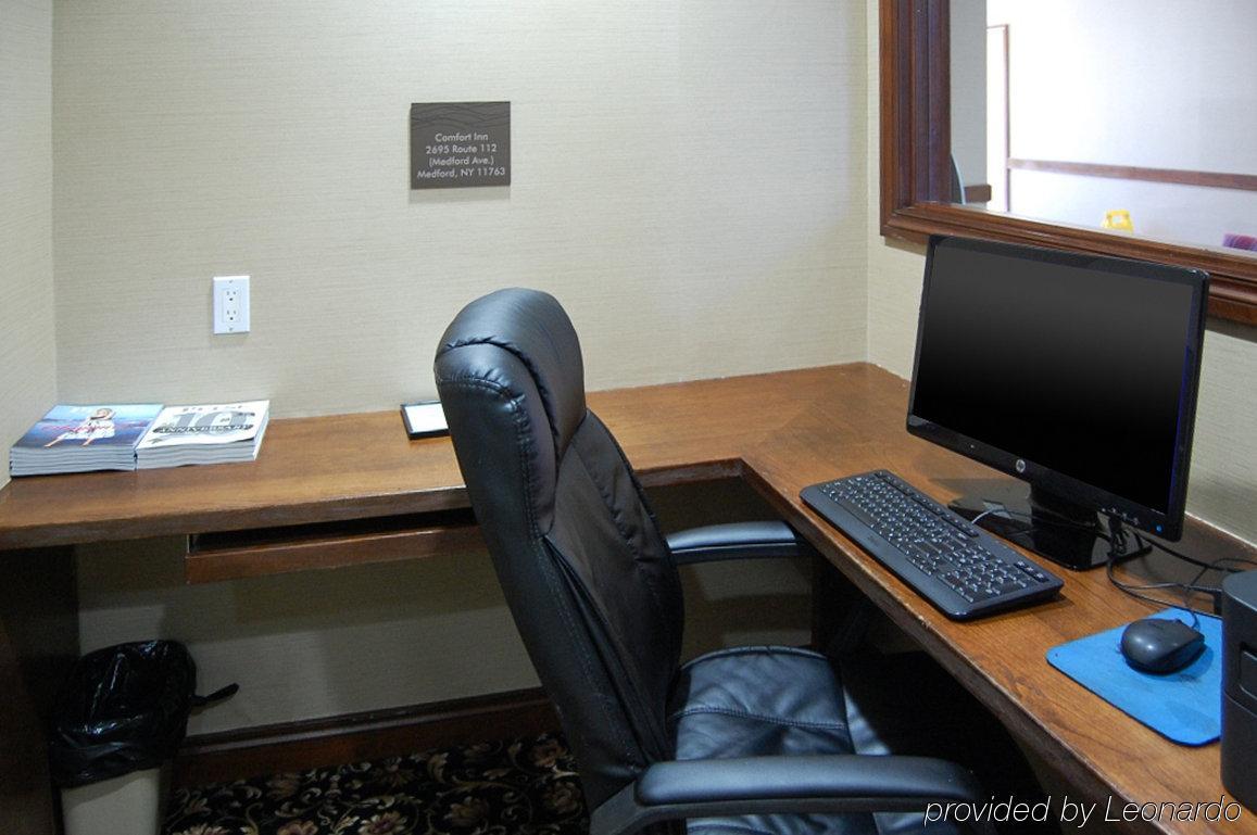 Comfort Inn Medford-Long Island Ngoại thất bức ảnh