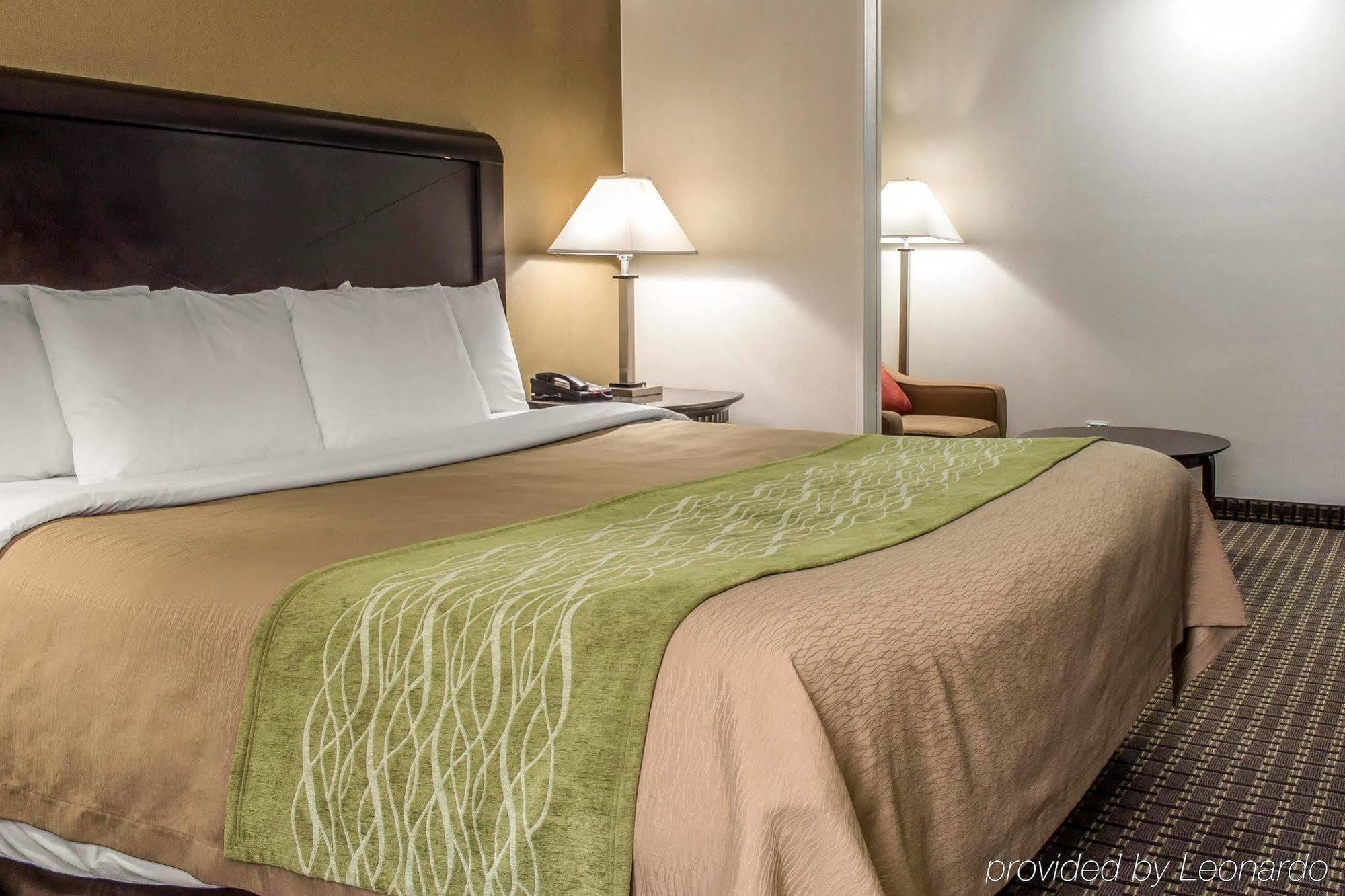 Comfort Inn Medford-Long Island Ngoại thất bức ảnh